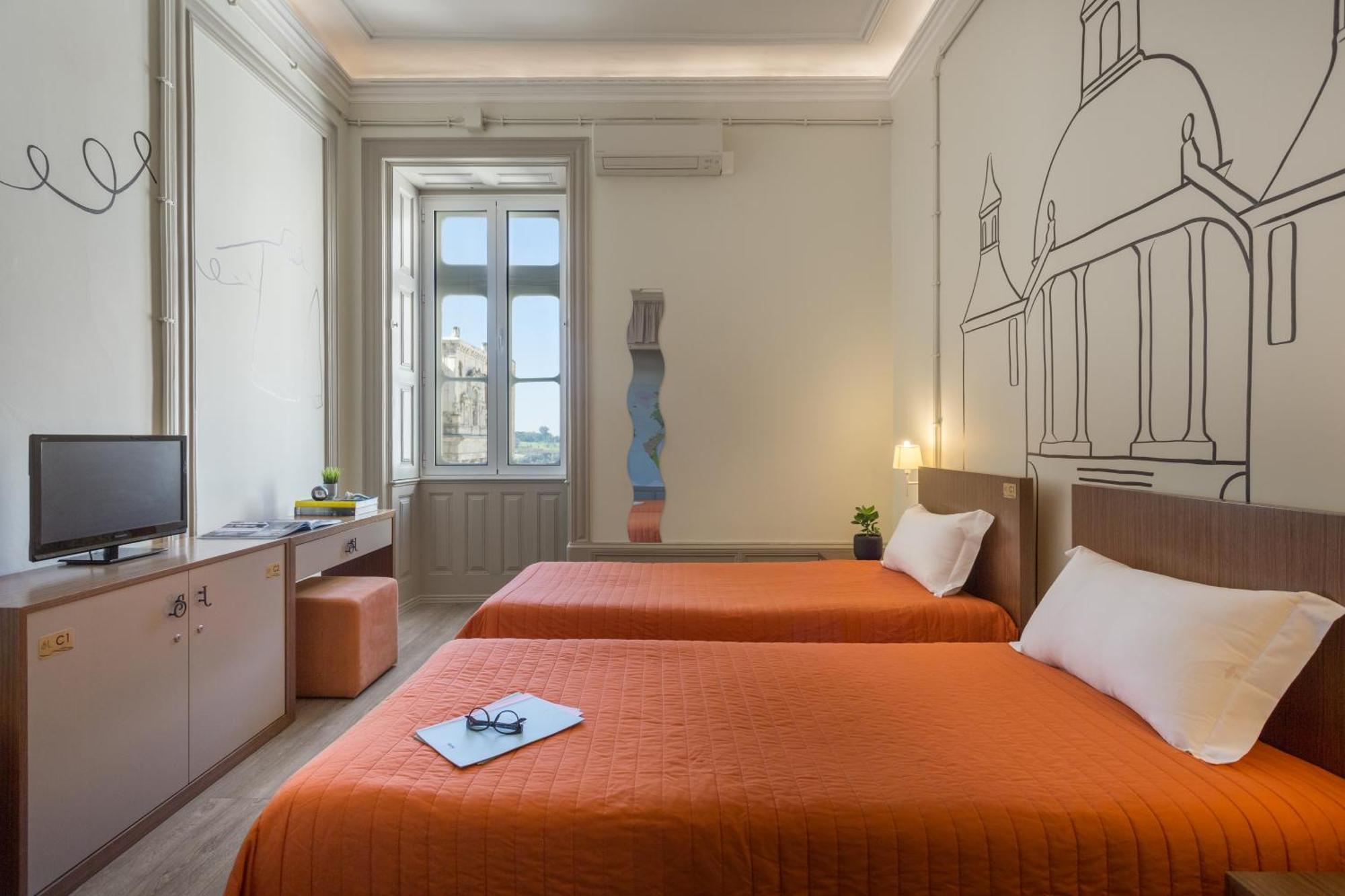 Serenata Hotel & Hostel Coimbra Bagian luar foto